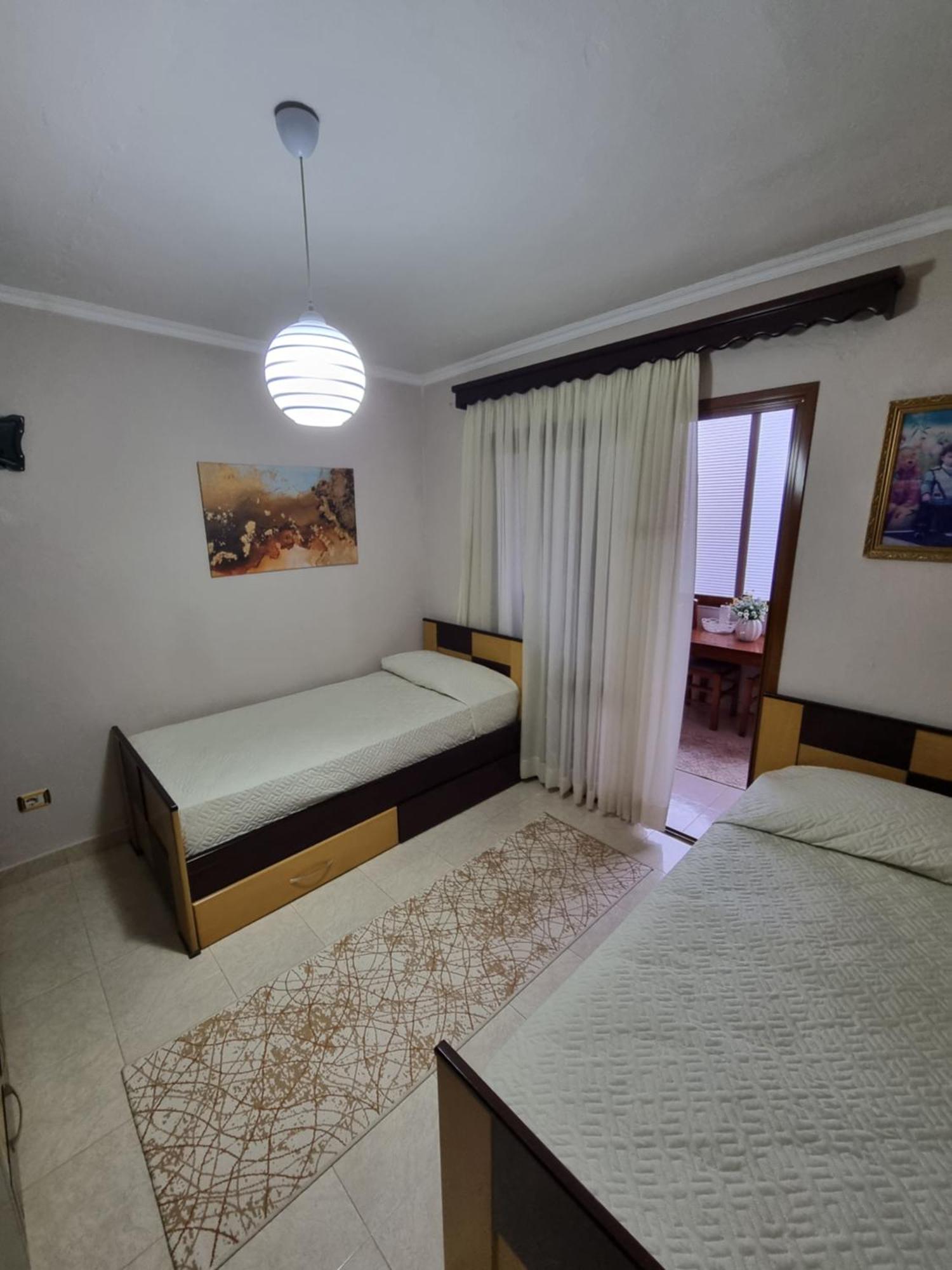 Appartamento Me Qera Pogradec